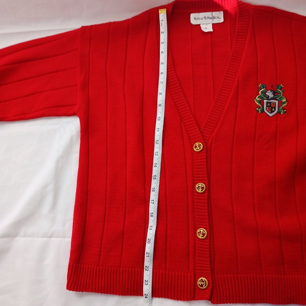 Norton McNaughton, Vintage Red Cardigan W/ Crest, SZ Med. Collegiate, Academia - Picture 10 of 14